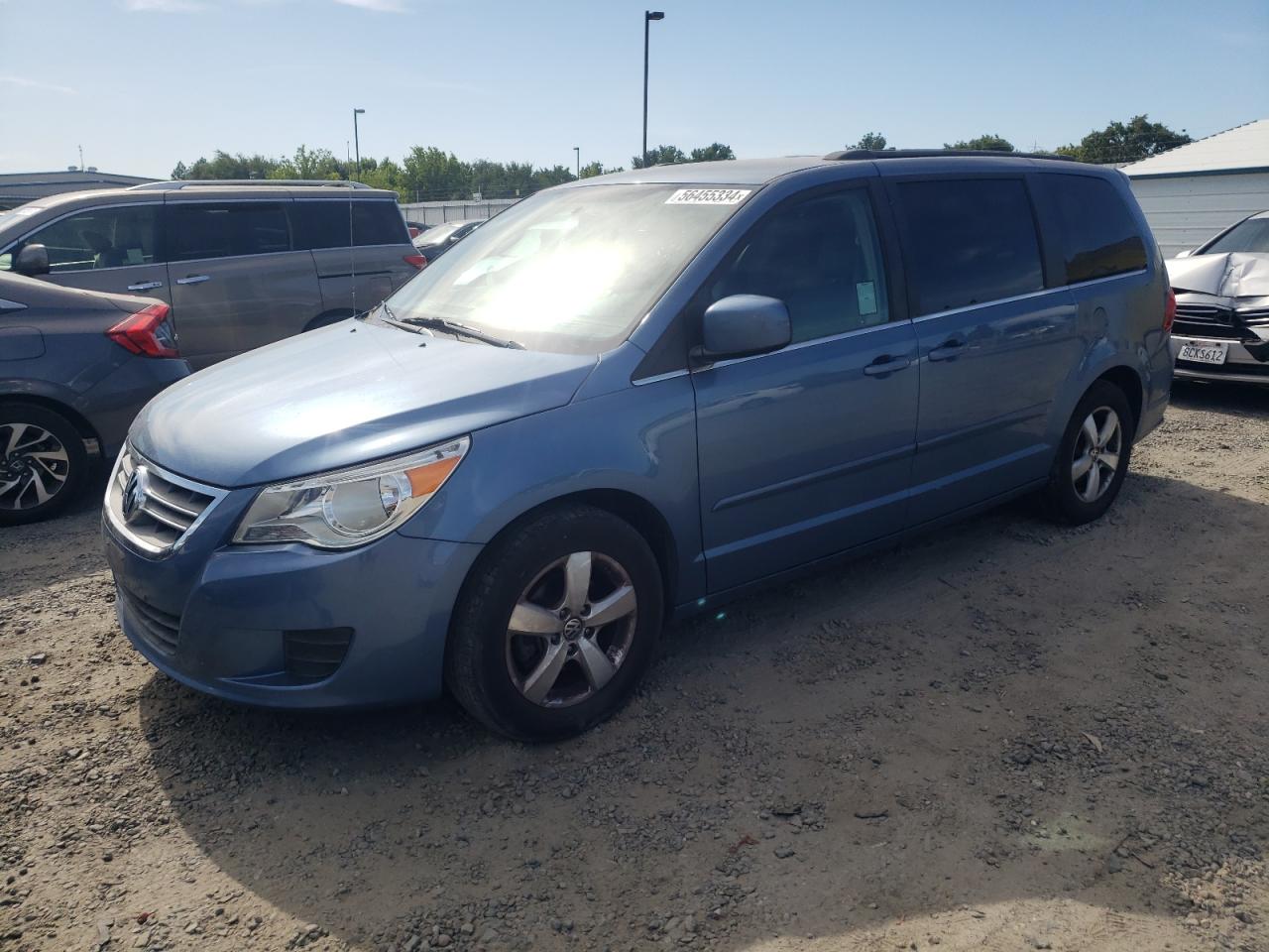 2011 VOLKSWAGEN ROUTAN SE