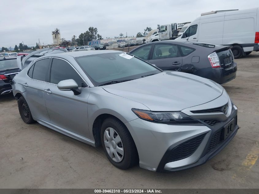 2022 TOYOTA CAMRY SE