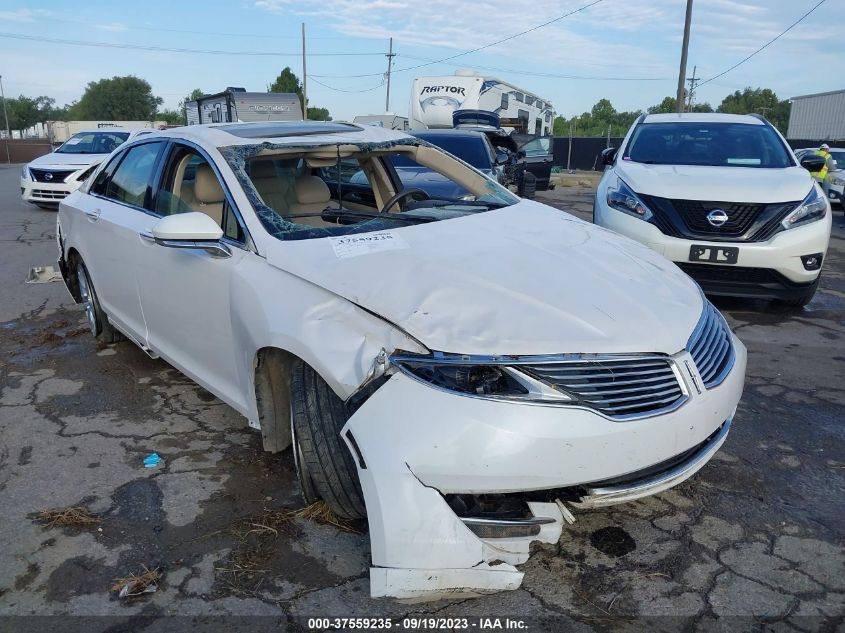 2016 LINCOLN MKZ