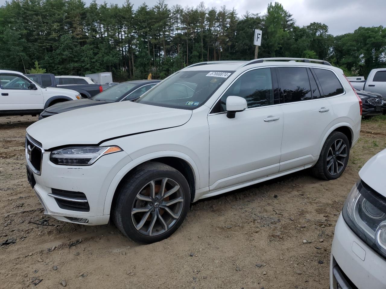 2019 VOLVO XC90 T5 MOMENTUM