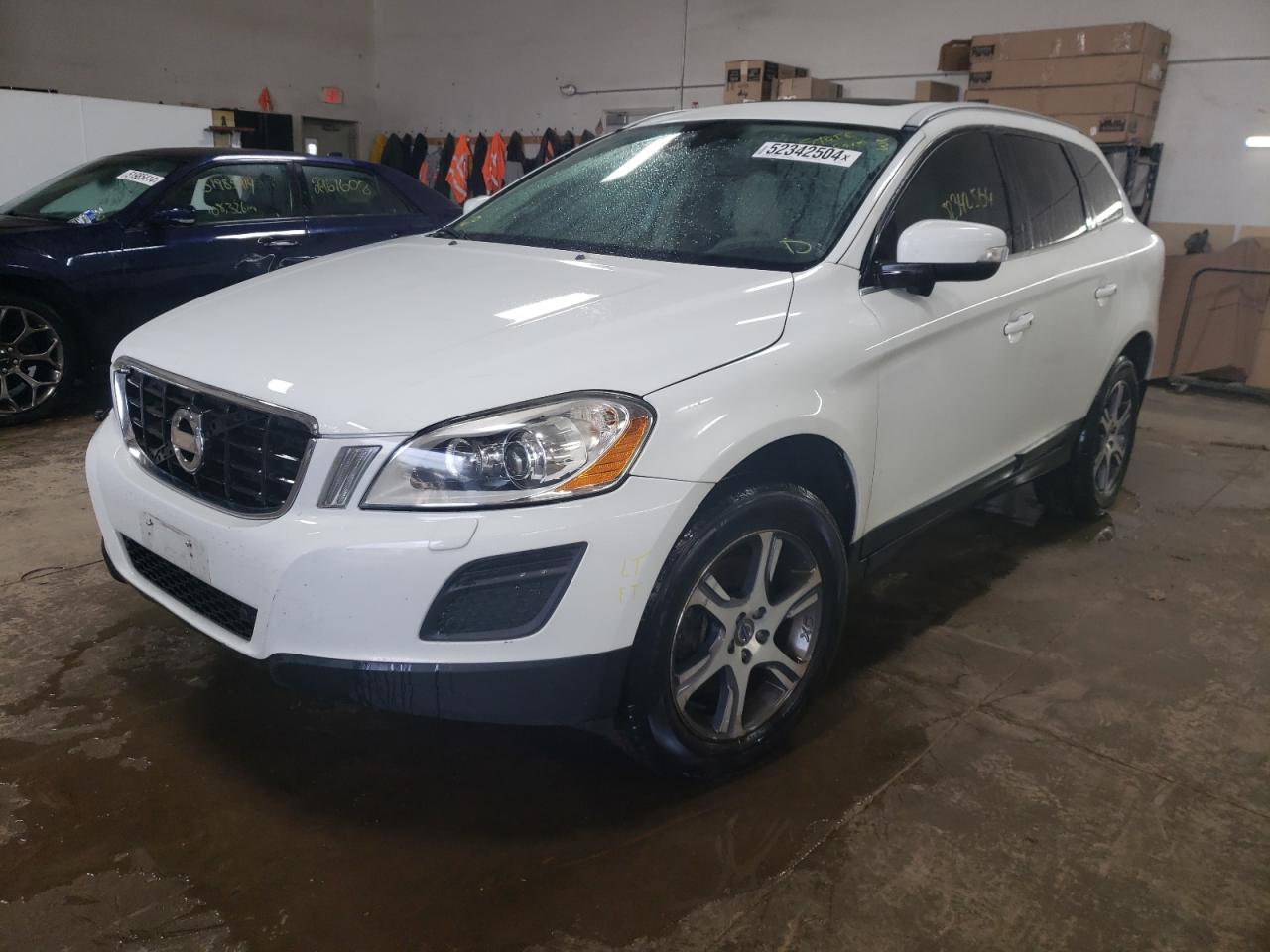 2013 VOLVO XC60 T6