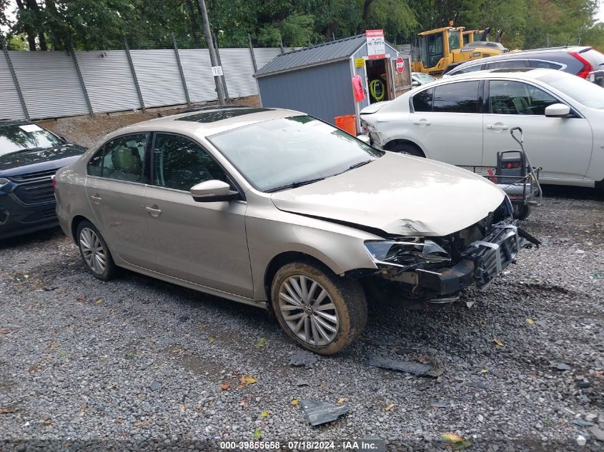 2015 VOLKSWAGEN JETTA 1.8T SE