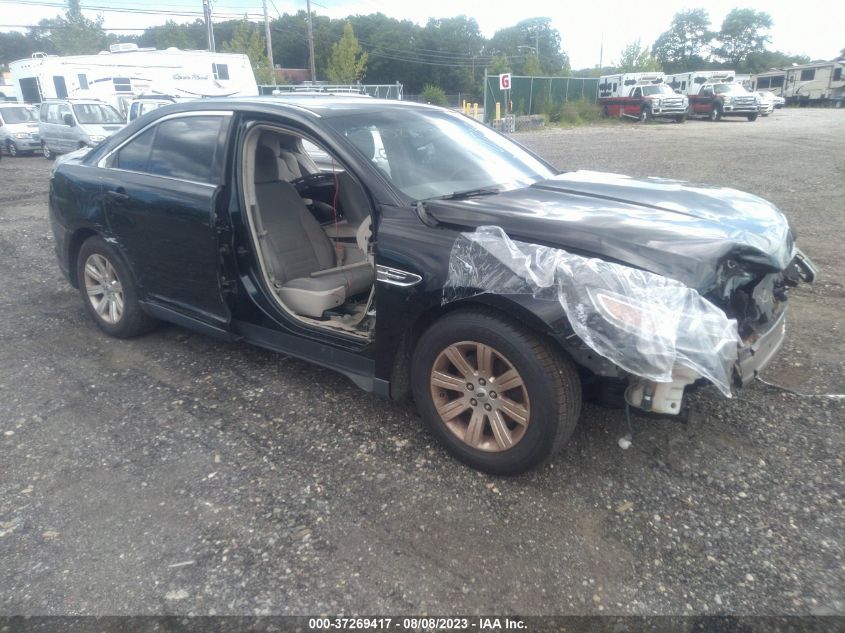 2012 FORD TAURUS SE