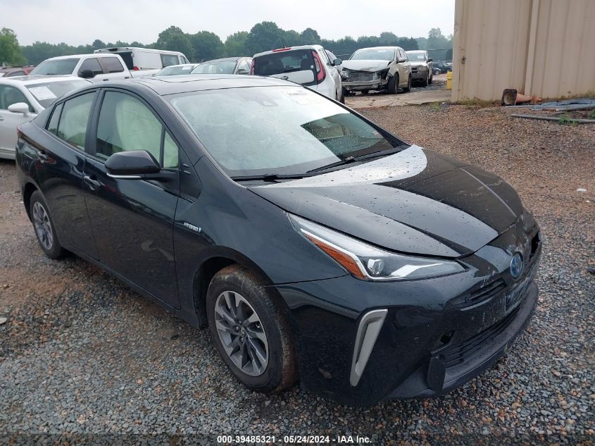 2022 TOYOTA PRIUS XLE