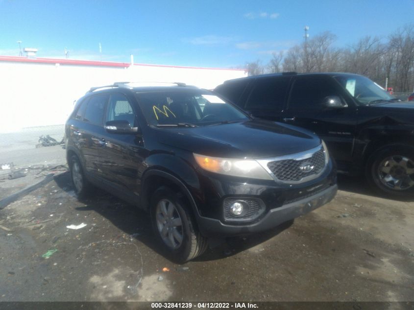 2011 KIA SORENTO LX