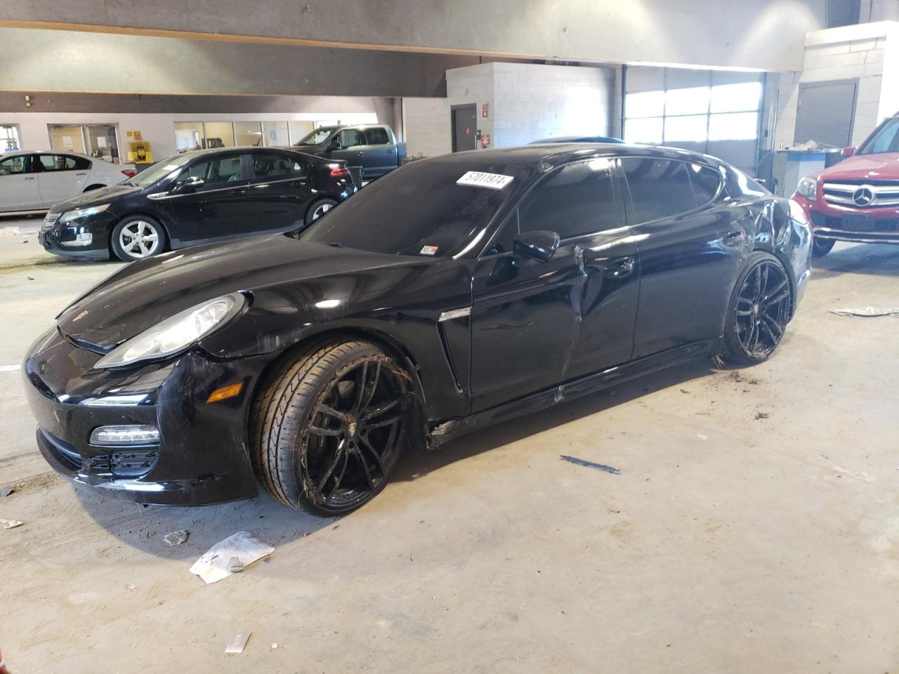 2011 PORSCHE PANAMERA 2