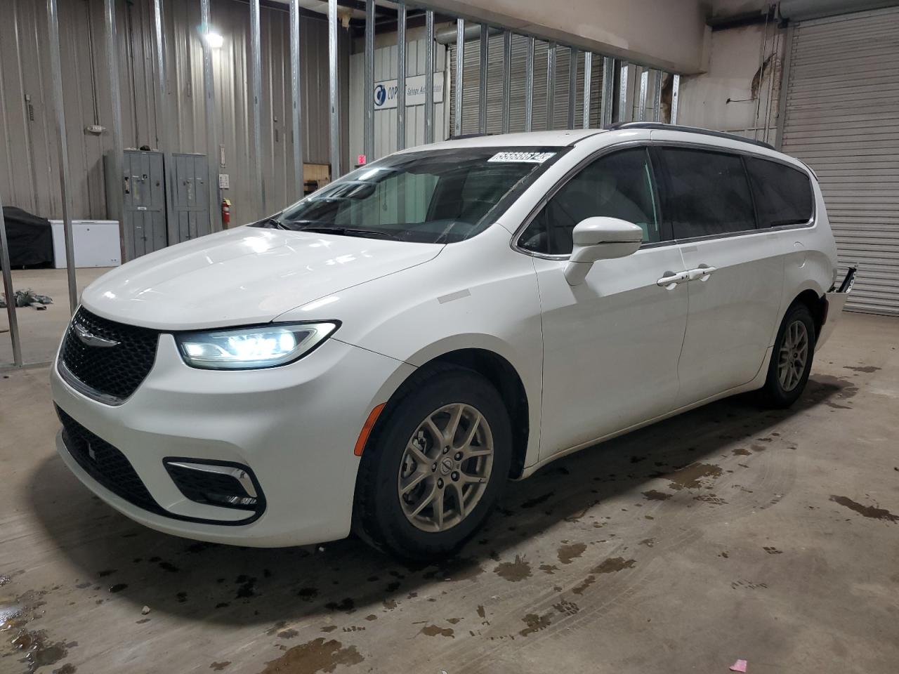 2022 CHRYSLER PACIFICA TOURING