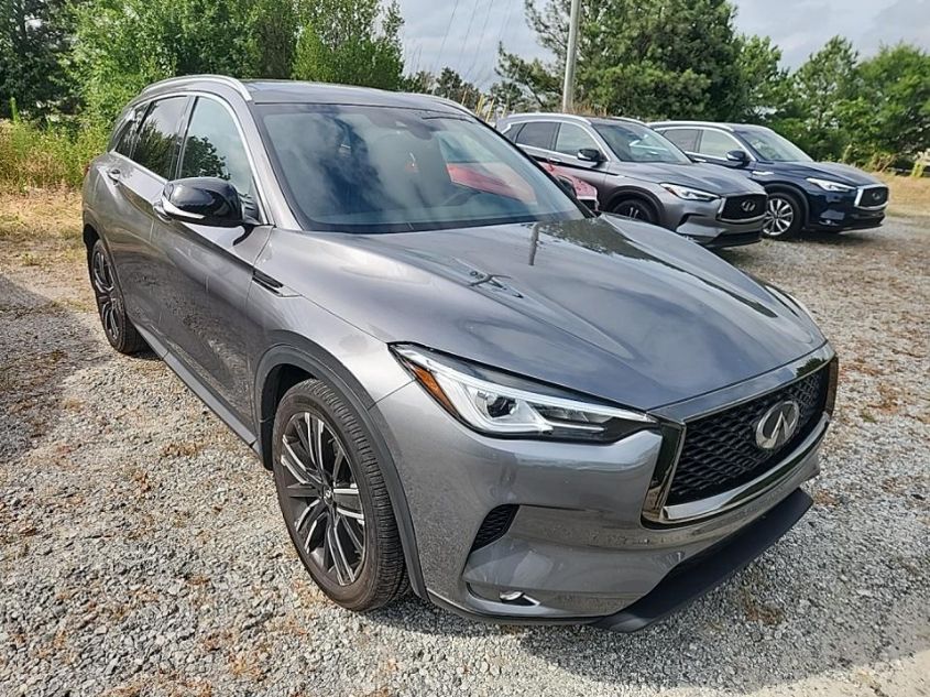 2021 INFINITI QX50 LUXE