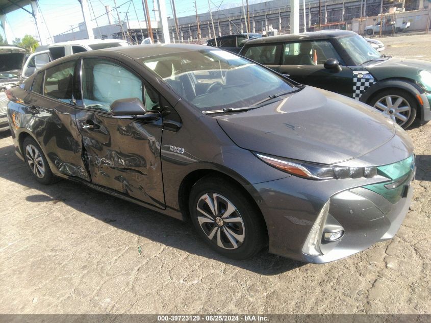 2017 TOYOTA PRIUS PRIME