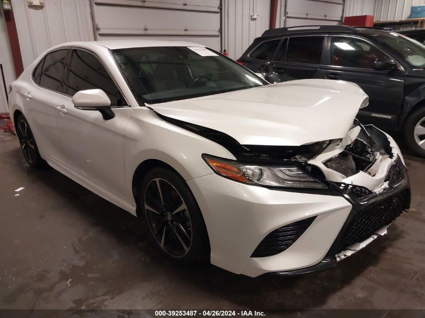 2019 TOYOTA CAMRY XSE