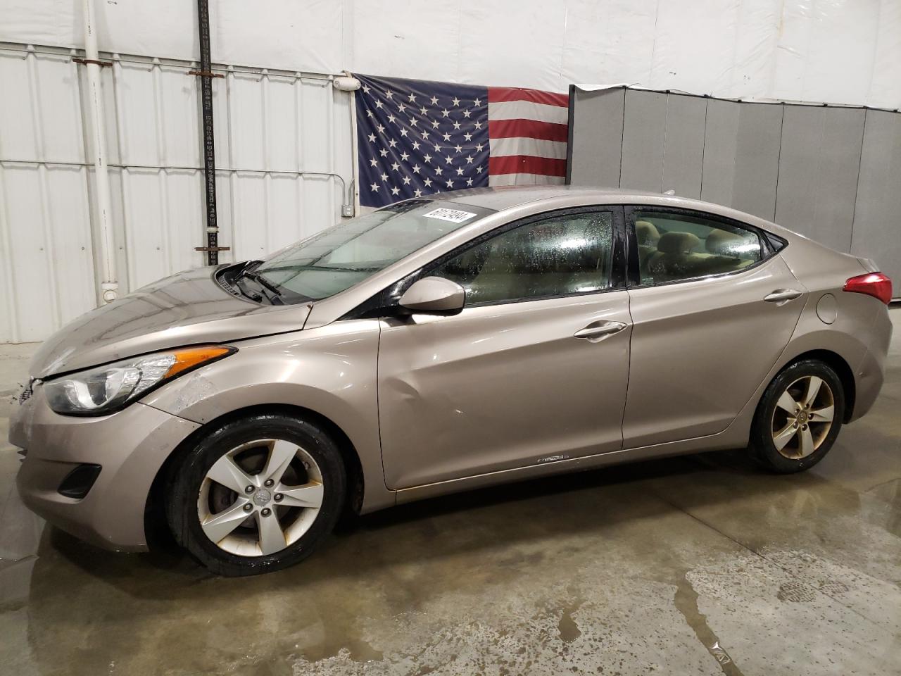 2013 HYUNDAI ELANTRA GLS