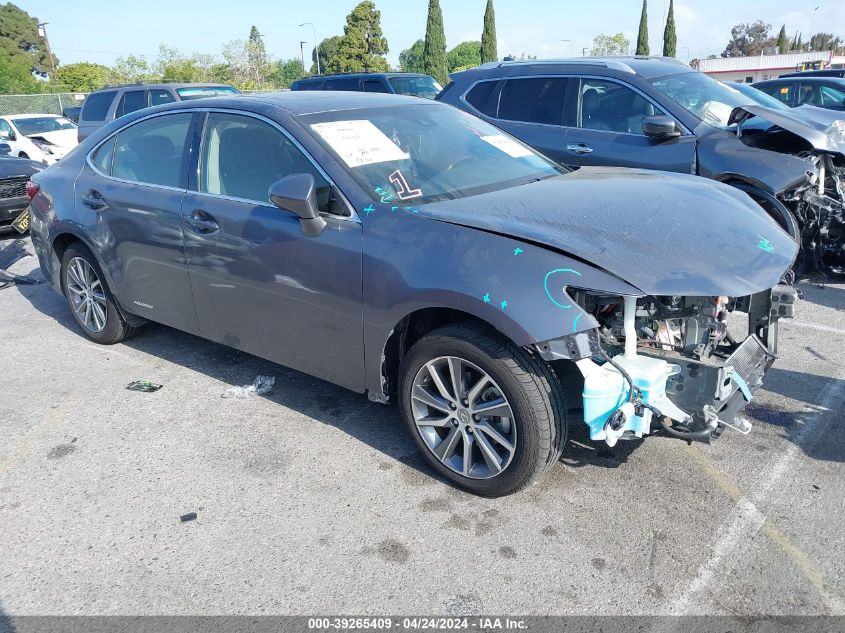 2017 LEXUS ES 300H