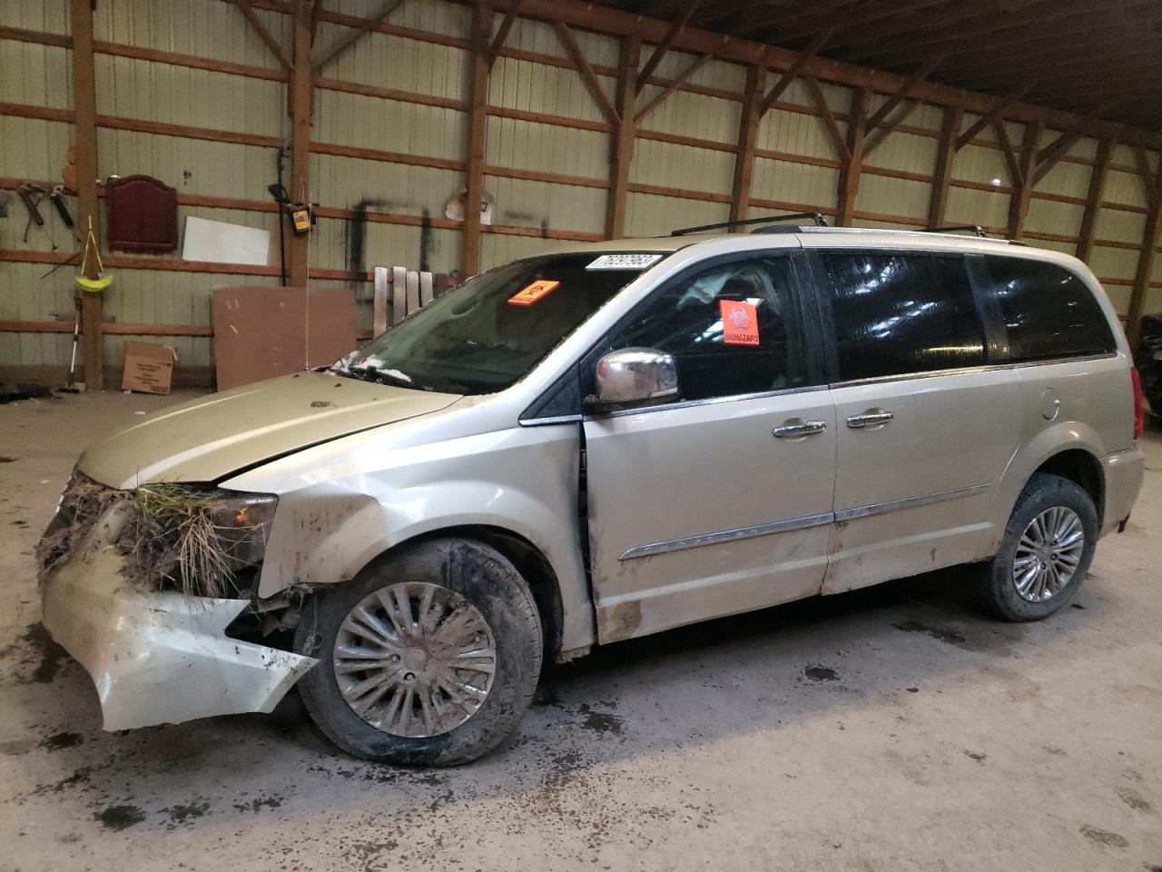 2011 CHRYSLER TOWN & COUNTRY LIMITED