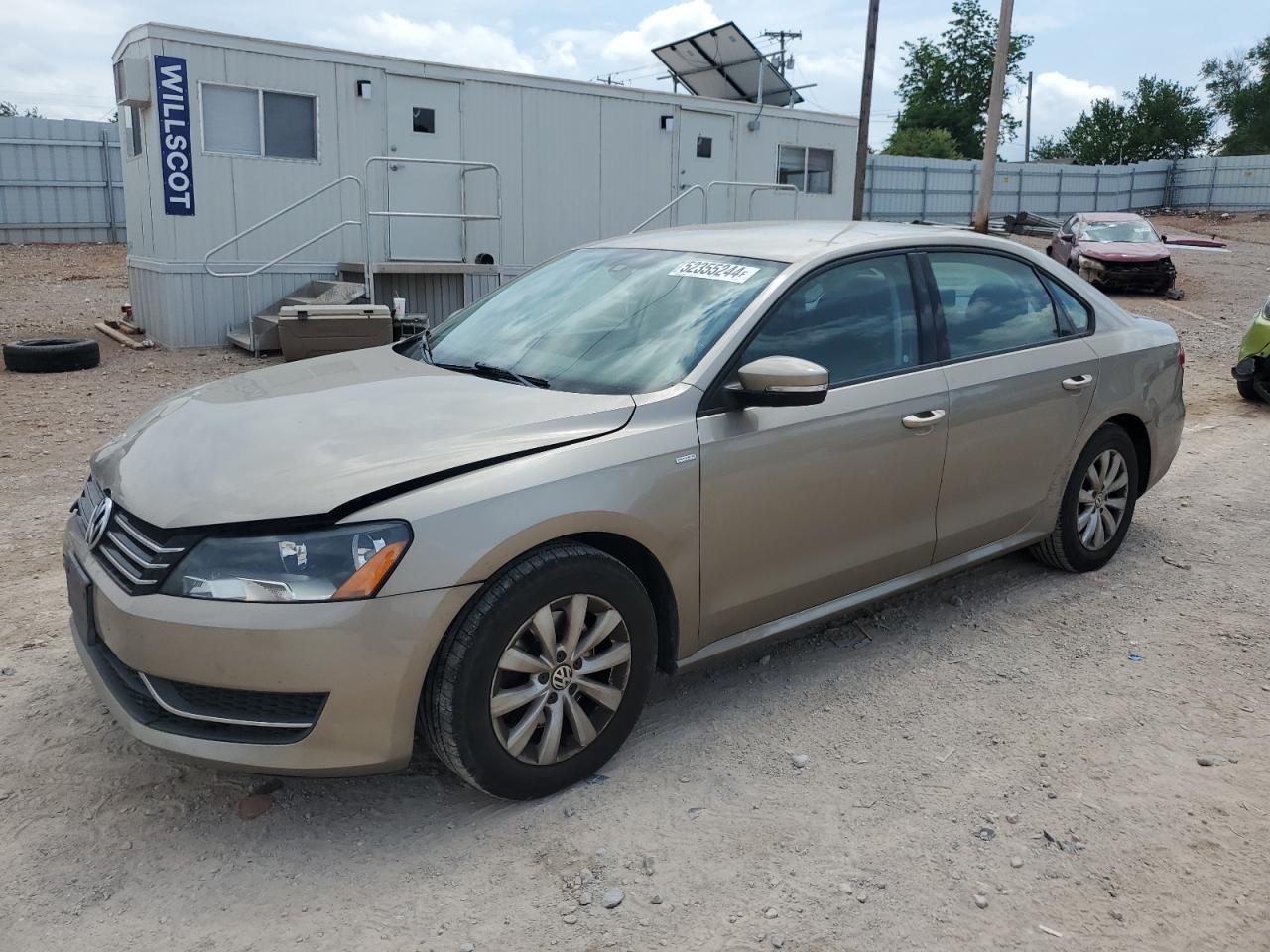 2015 VOLKSWAGEN PASSAT S