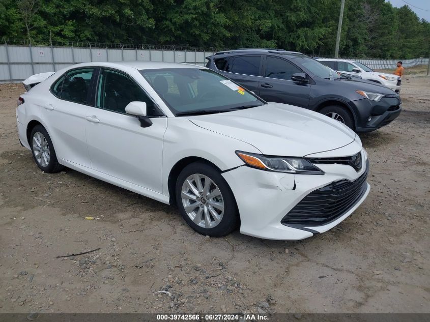 2020 TOYOTA CAMRY LE