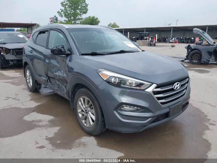 2017 HYUNDAI TUCSON SE