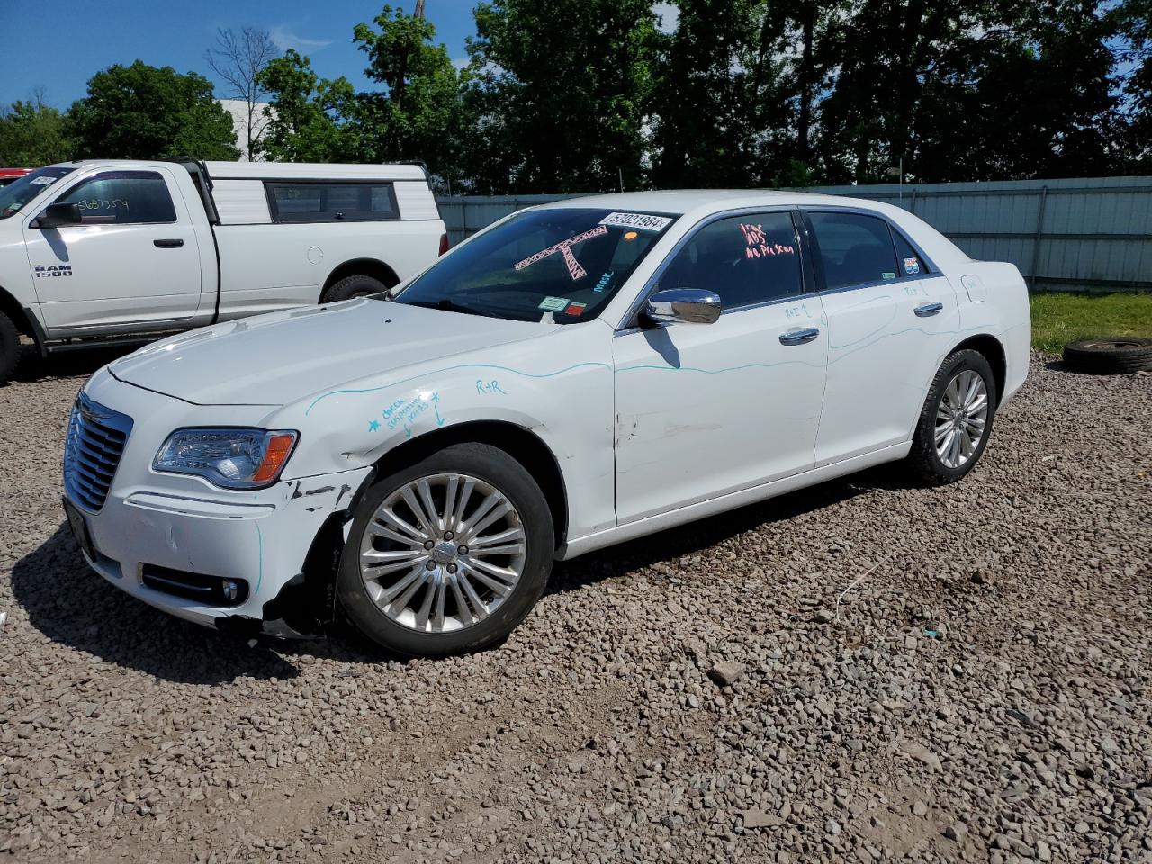 2013 CHRYSLER 300C