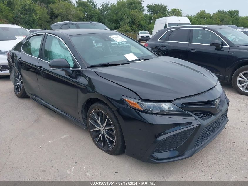 2022 TOYOTA CAMRY SE/SE NIGHT SHADE