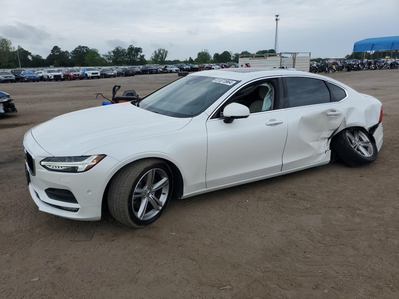 2018 VOLVO S90 T5 MOMENTUM