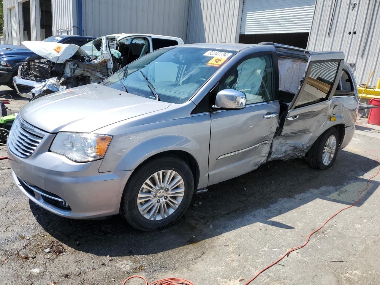 2014 CHRYSLER TOWN & COUNTRY LIMITED