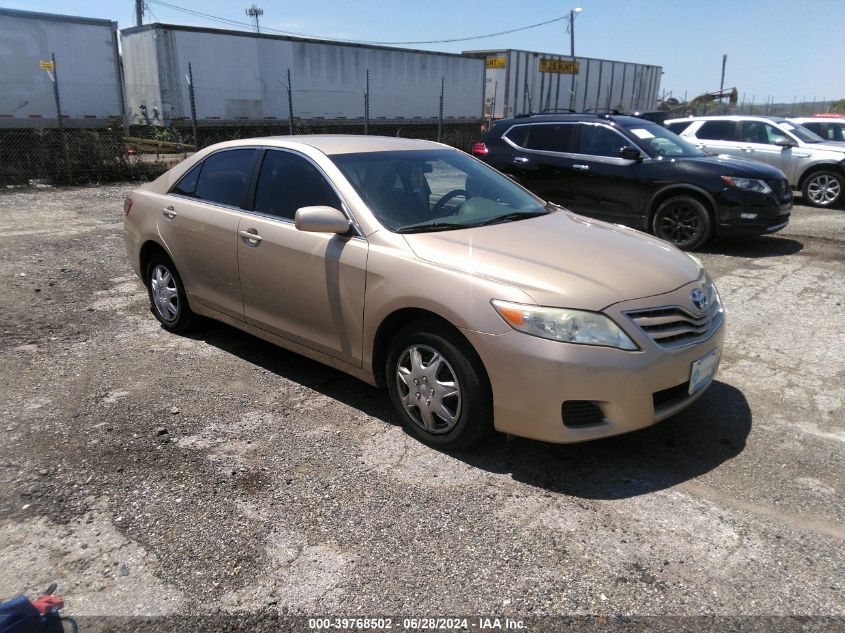 2011 TOYOTA CAMRY LE