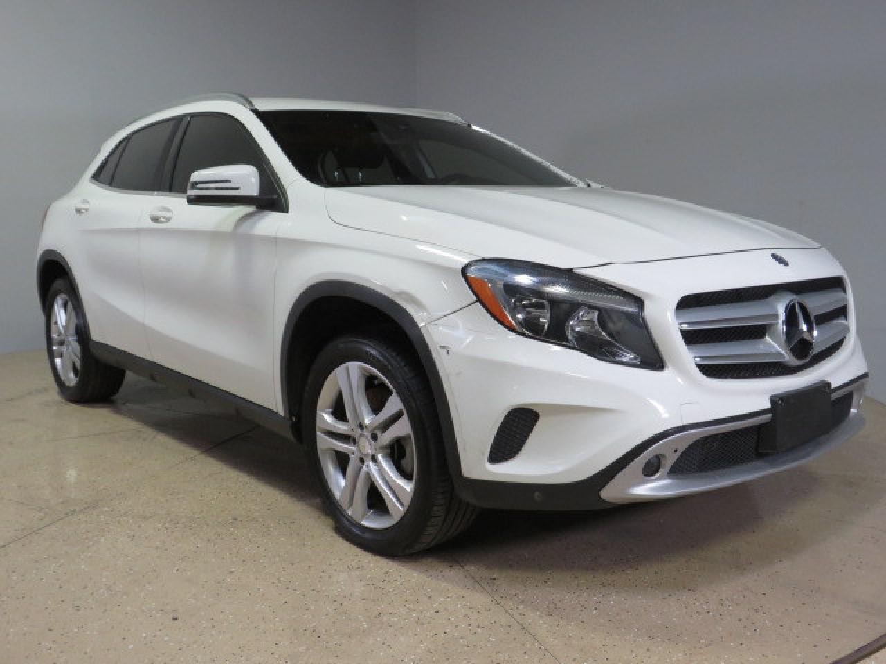 2016 MERCEDES-BENZ GLA 250 4MATIC