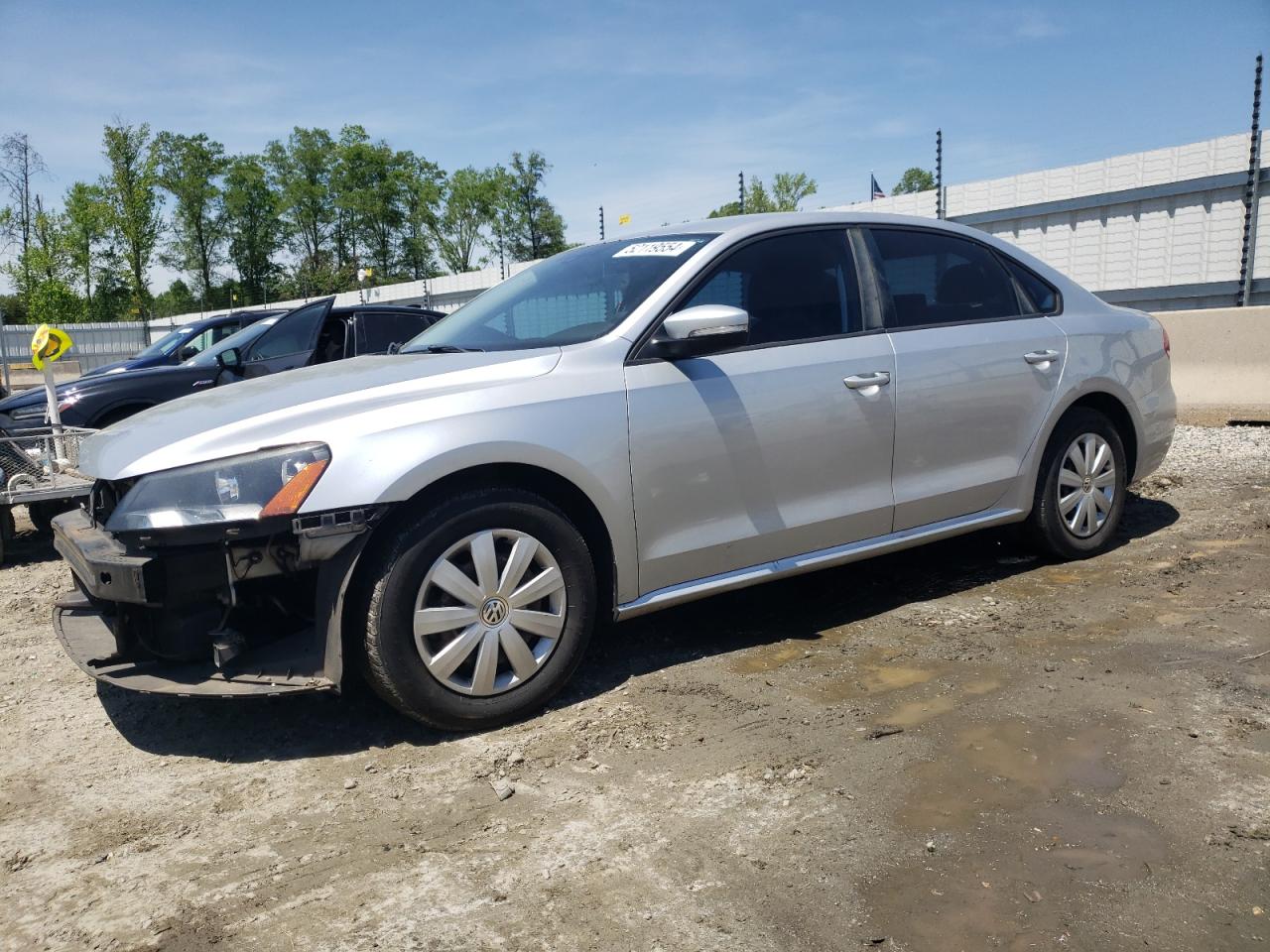 2013 VOLKSWAGEN PASSAT S