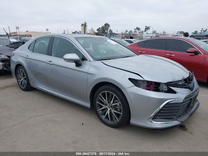 2023 TOYOTA CAMRY XLE HYBRID