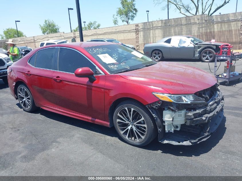 2018 TOYOTA CAMRY SE