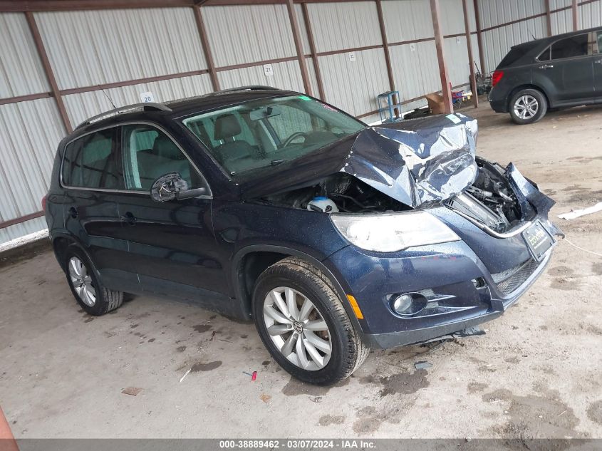 2011 VOLKSWAGEN TIGUAN SE