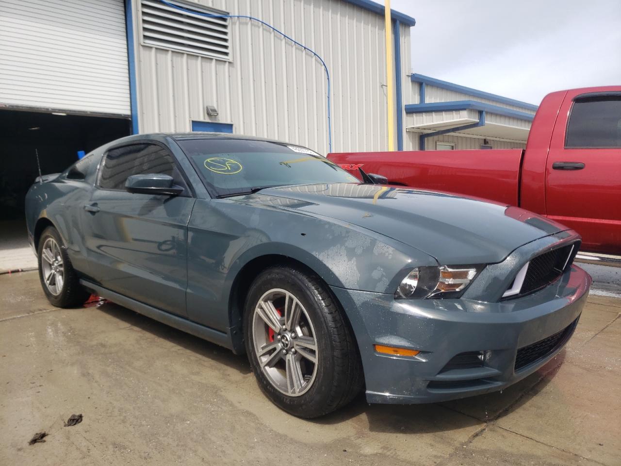 2013 FORD MUSTANG