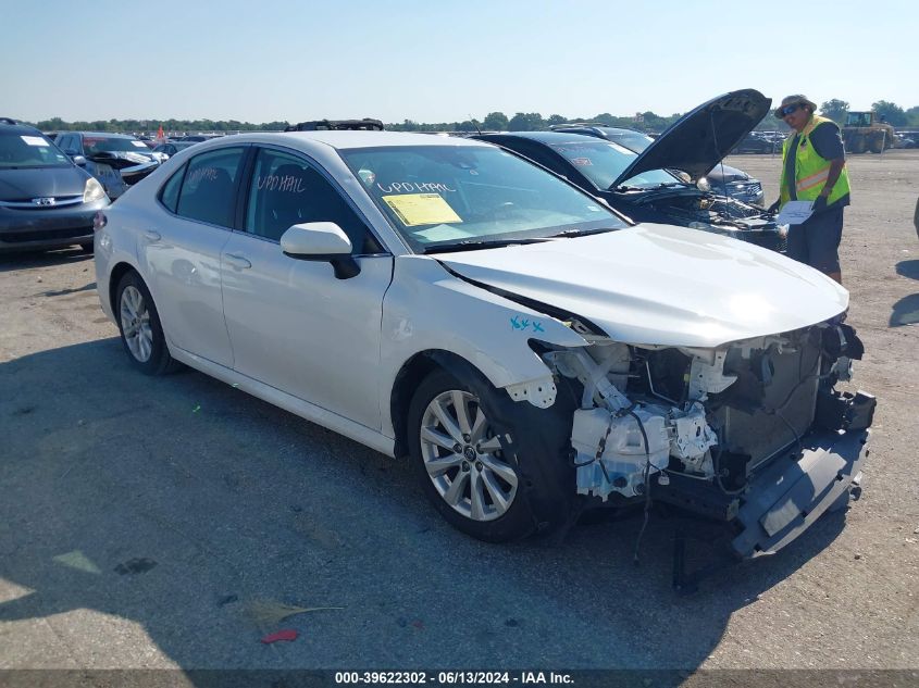 2020 TOYOTA CAMRY LE