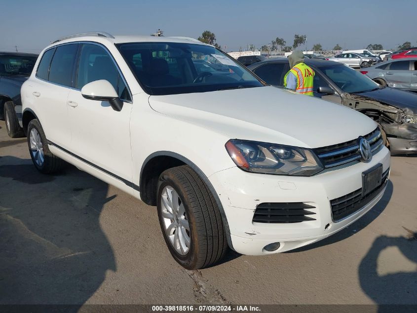 2011 VOLKSWAGEN TOUAREG VR6 SPORT