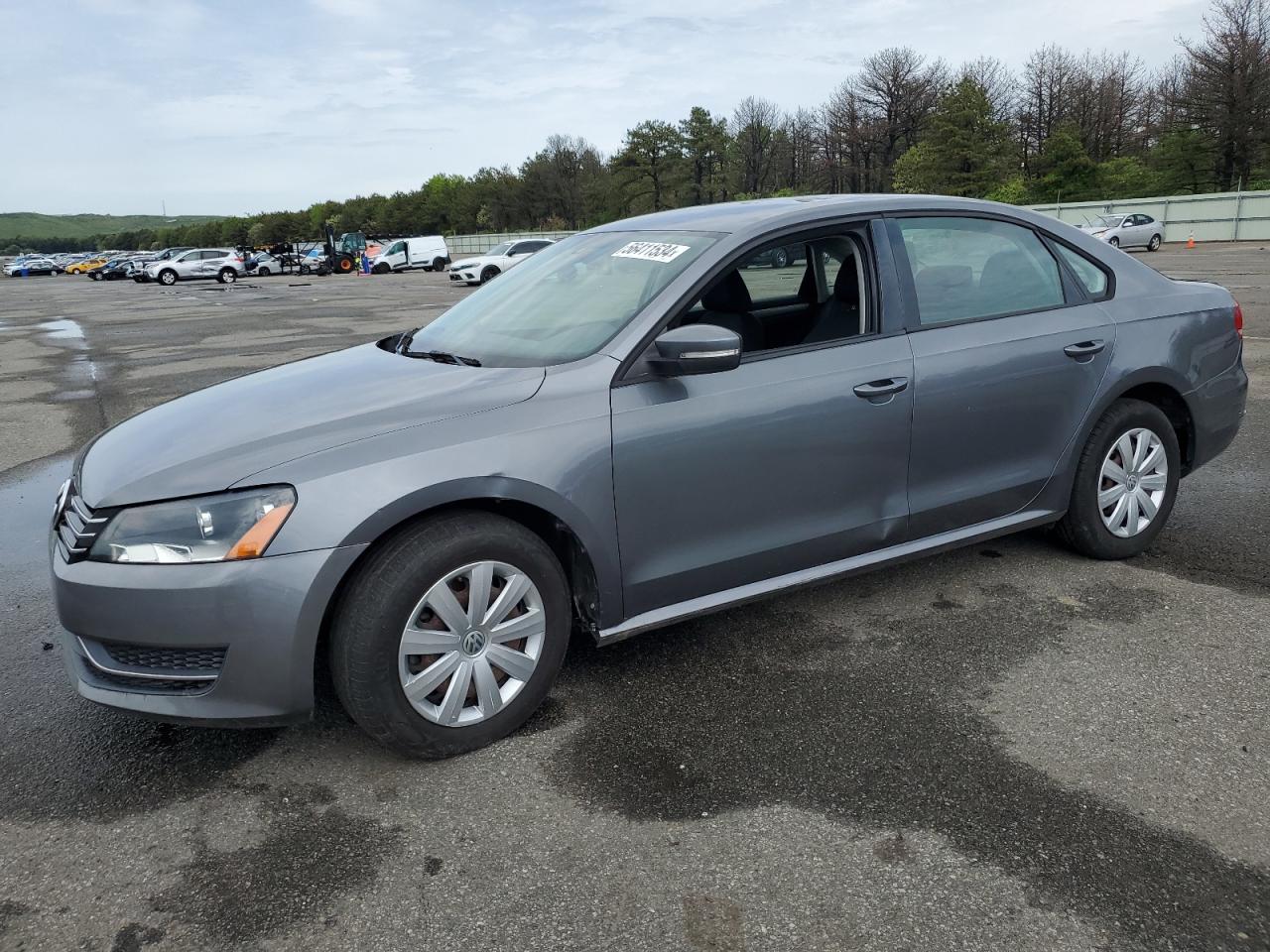 2013 VOLKSWAGEN PASSAT S