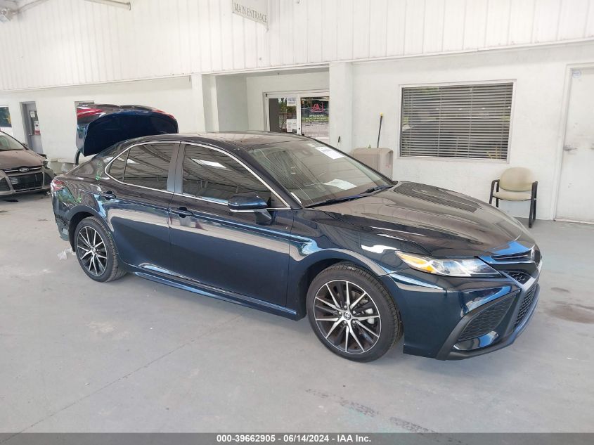 2021 TOYOTA CAMRY SE