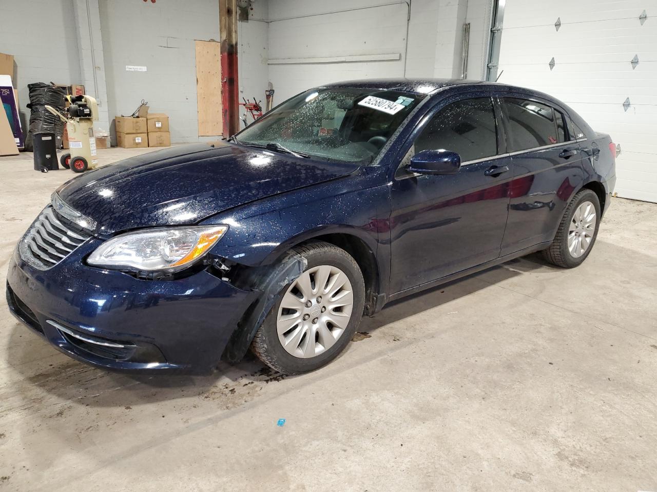 2013 CHRYSLER 200 LX