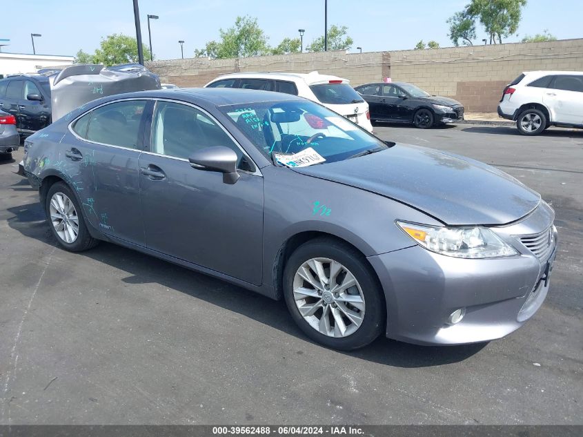 2013 LEXUS ES 300H