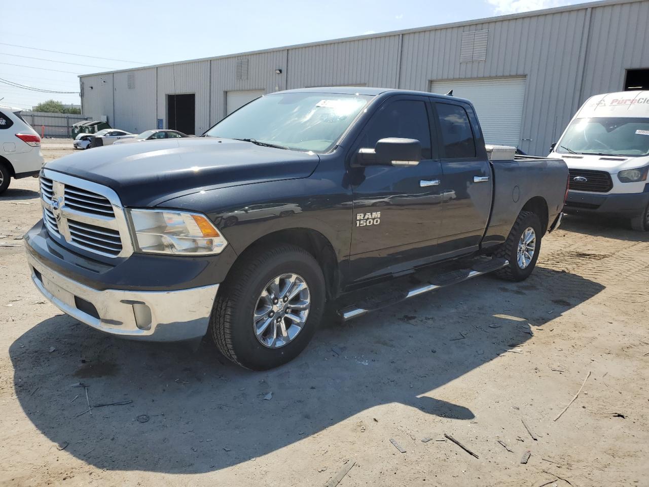 2013 RAM 1500 SLT