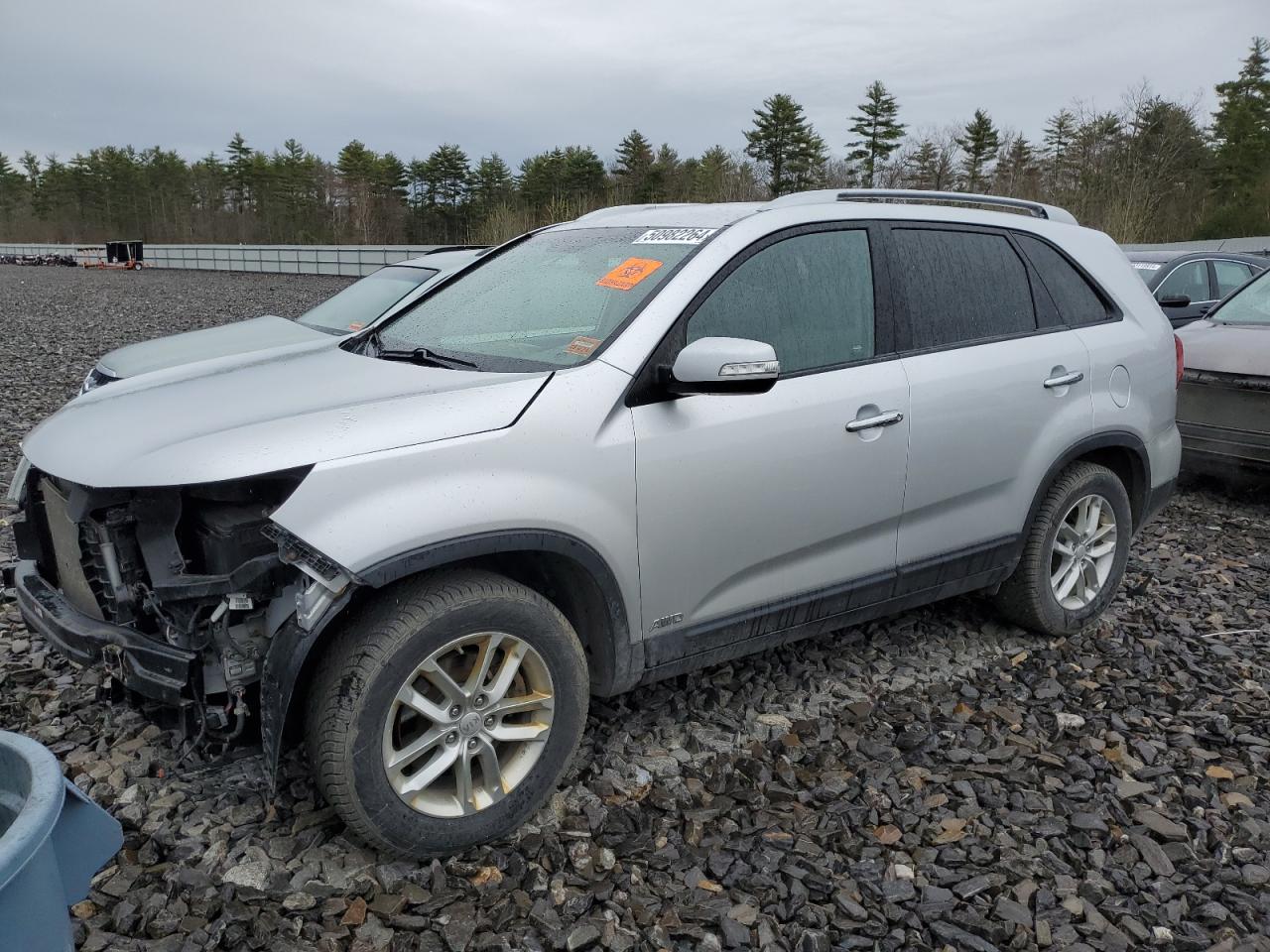 2014 KIA SORENTO LX