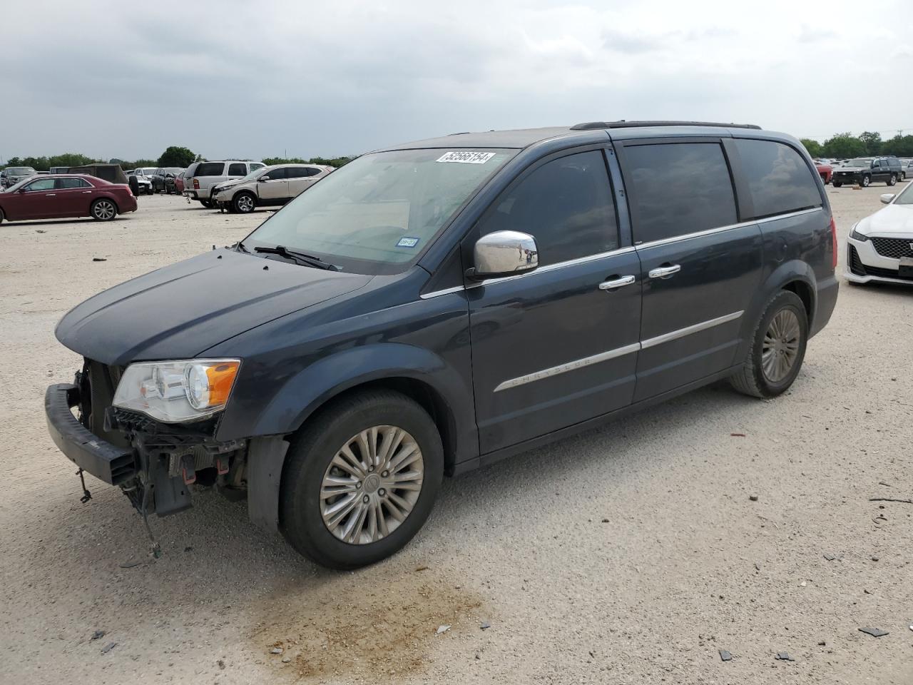 2013 CHRYSLER TOWN & COUNTRY TOURING L