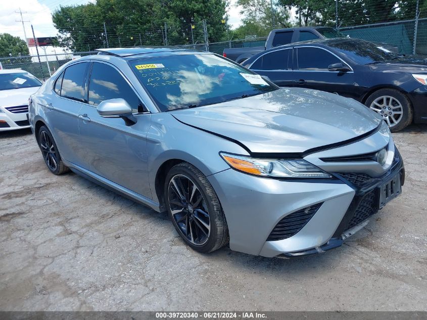 2020 TOYOTA CAMRY XSE