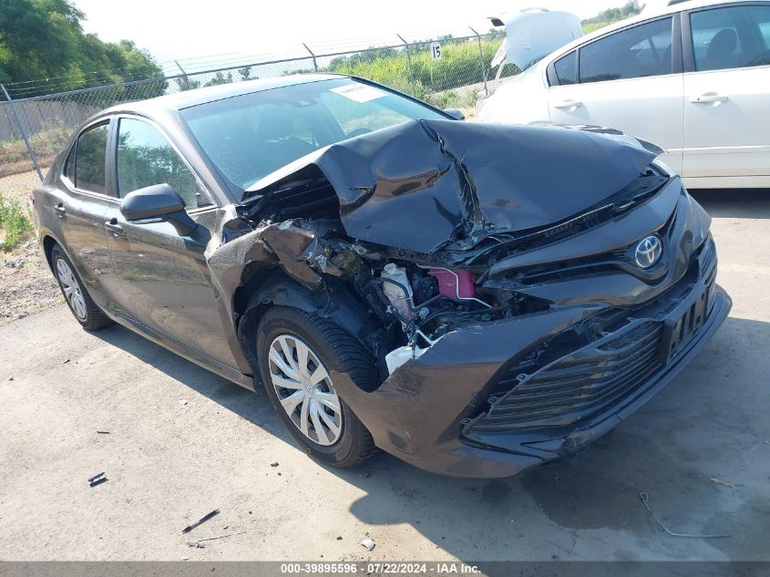 2018 TOYOTA CAMRY HYBRID LE