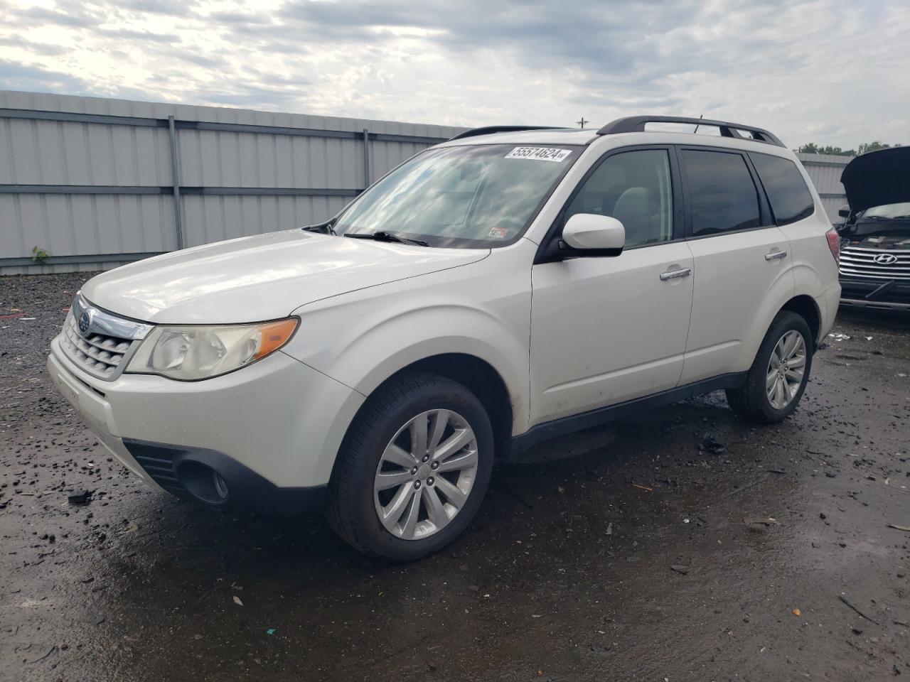 2011 SUBARU FORESTER LIMITED