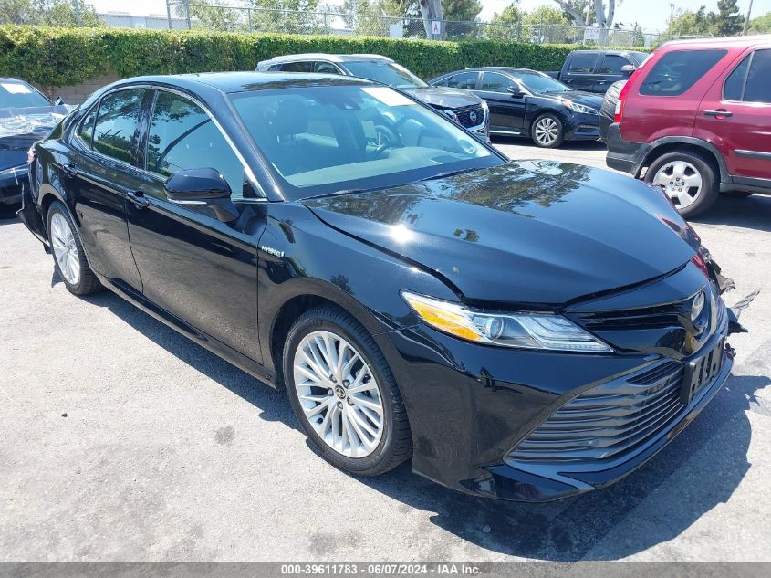 2020 TOYOTA CAMRY XLE HYBRID