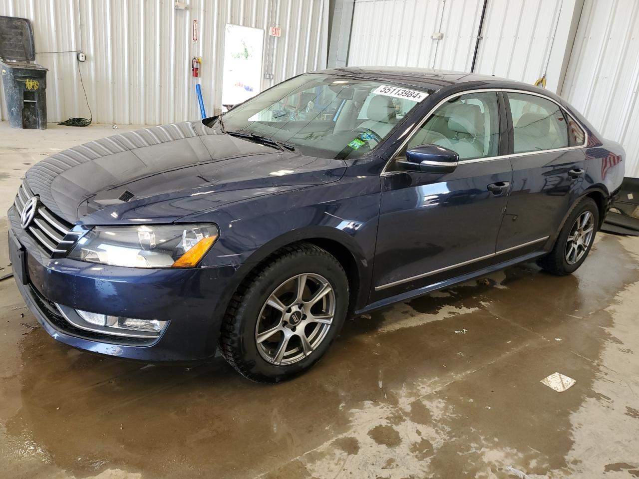 2015 VOLKSWAGEN PASSAT SE