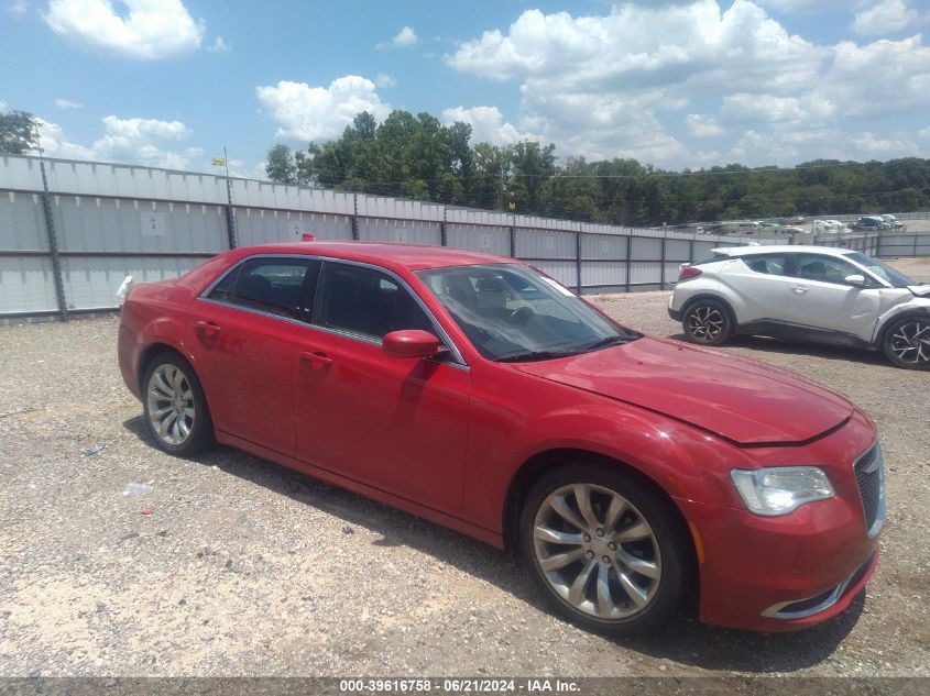 2017 CHRYSLER 300 LIMITED