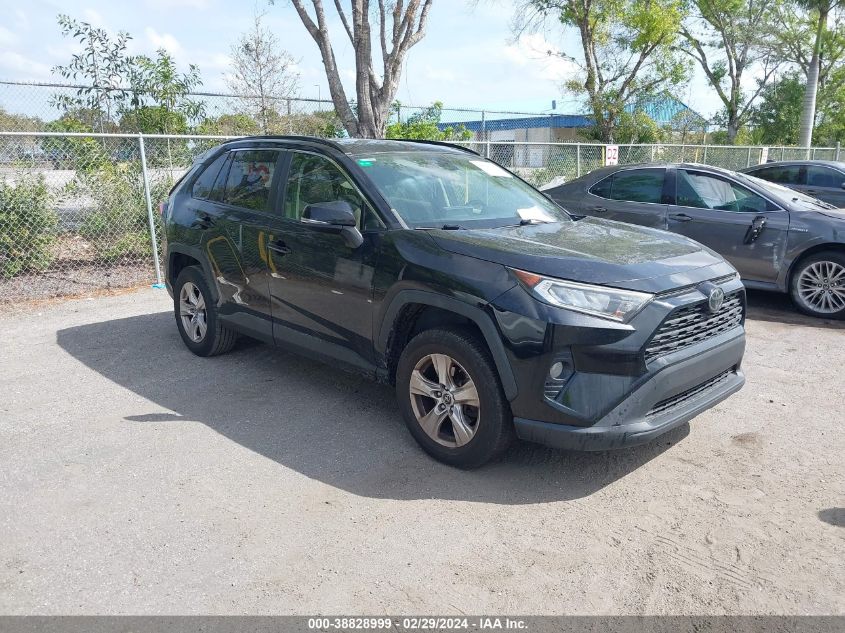 2019 TOYOTA RAV4 XLE