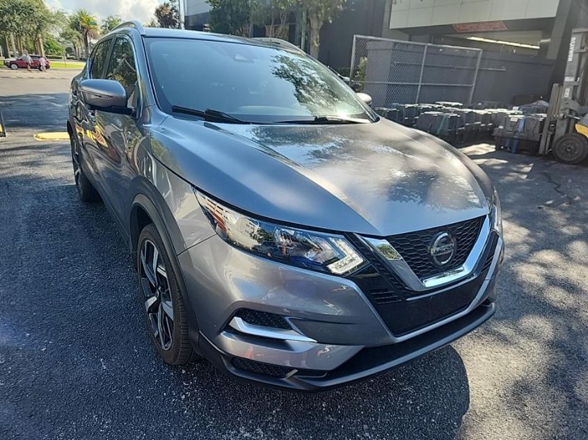 2022 NISSAN ROGUE SPORT SL