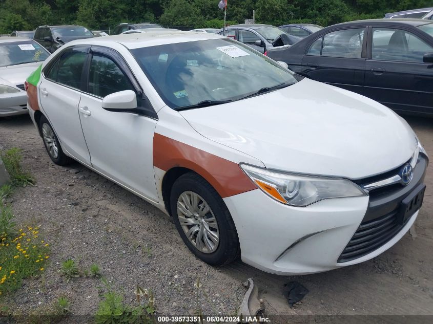 2017 TOYOTA CAMRY HYBRID/LE/XLE/SE