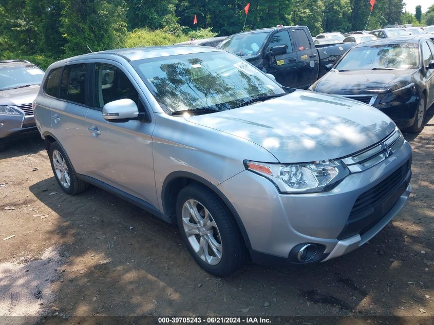 2015 MITSUBISHI OUTLANDER SE